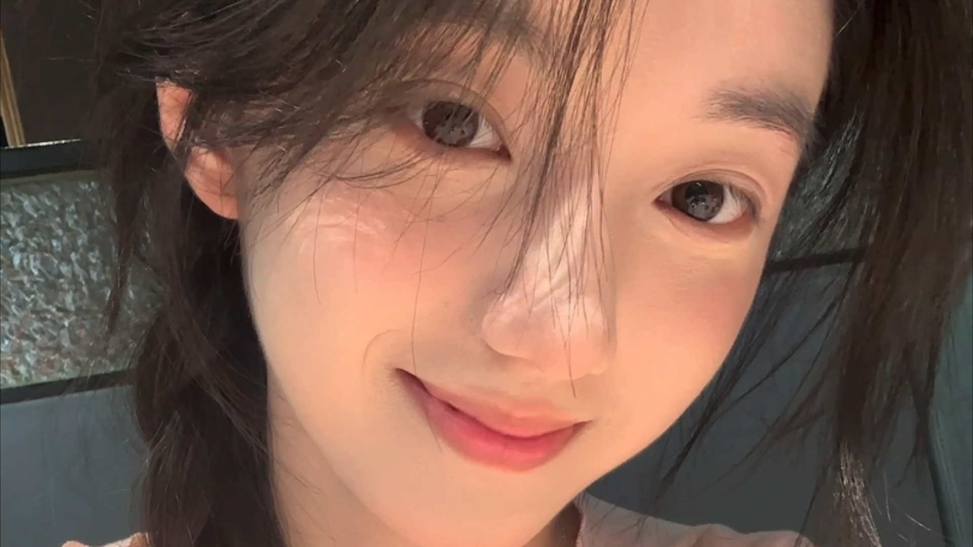 江西安远天空出现绚烂“七彩祥云”